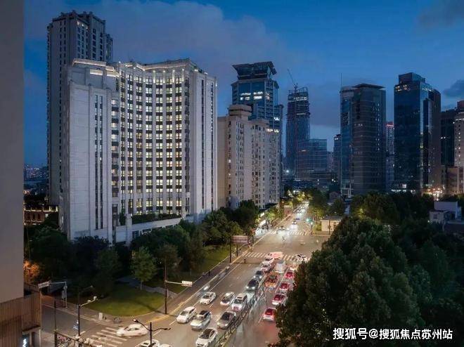 地址价格户型_容积率_售楼处_营销中心开元棋牌露香园售楼处电线上海黄浦露香园(图3)