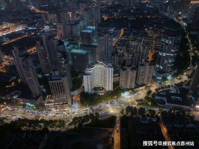 地址价格户型_容积率_售楼处_营销中心开元棋牌露香园售楼处电线上海黄浦露香园(图6)